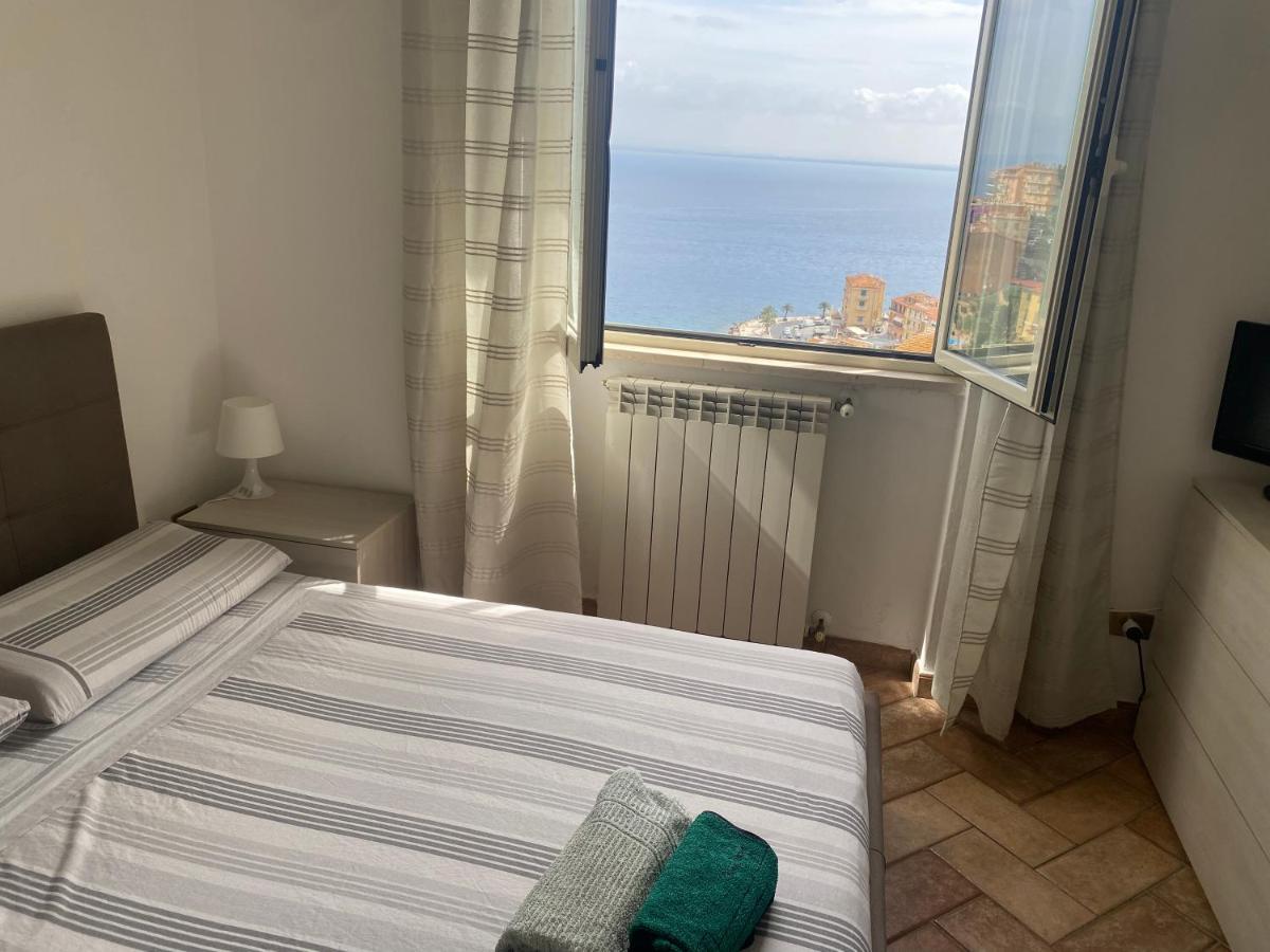 圣托斯特凡诺港Bilocale Vista Mare Con Posto Auto公寓 外观 照片